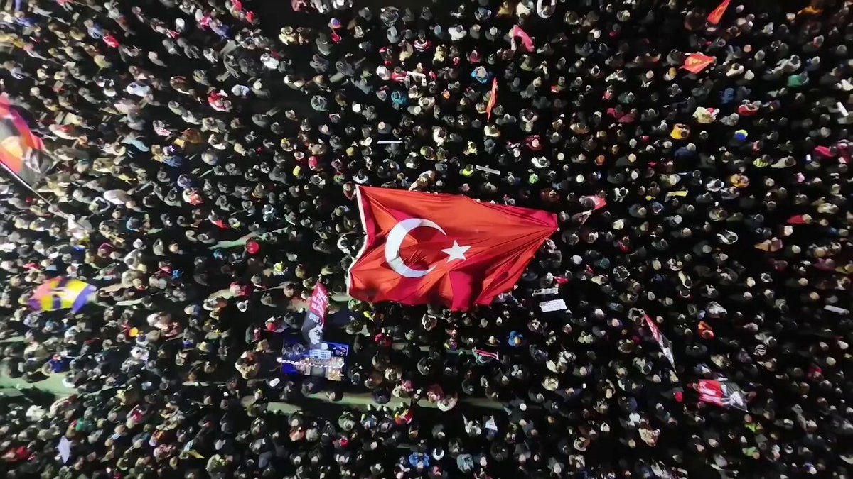 CHP Afyonkarahisar'da Darbeye ve Kayyıma Karşı Mitin Düzenliyor