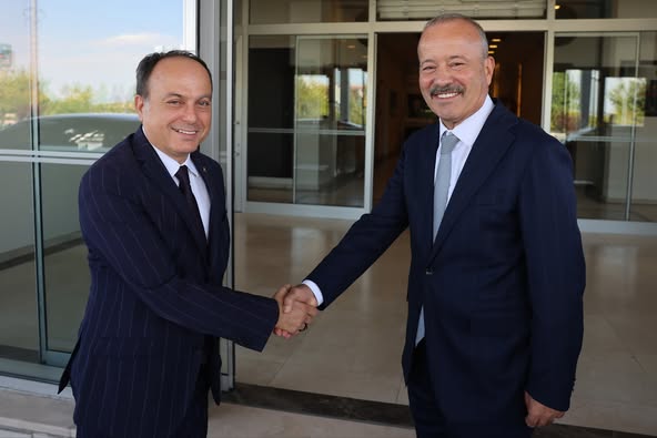 MHP Heyeti, Afyonkarahisar Ticaret ve Sanayi Odası Başkanı'nı Ziyaret Etti