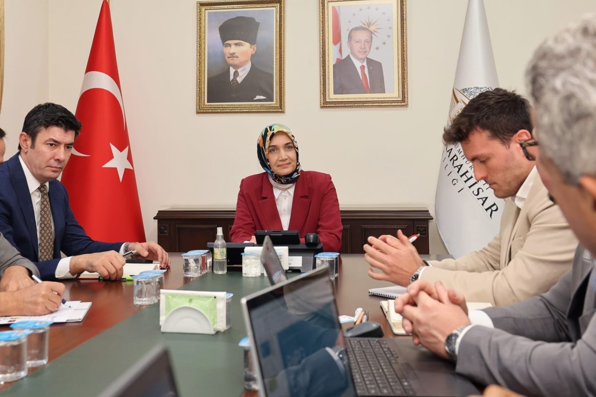 Afyonkarahisar'da Jeotermal Enerji ve Sera Yatırımları Değerlendirildi