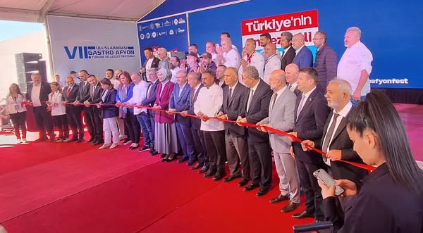 AFSÜ Rektörü Aslan, VII Uluslararası Gastro Afyon Festivali Açılışında