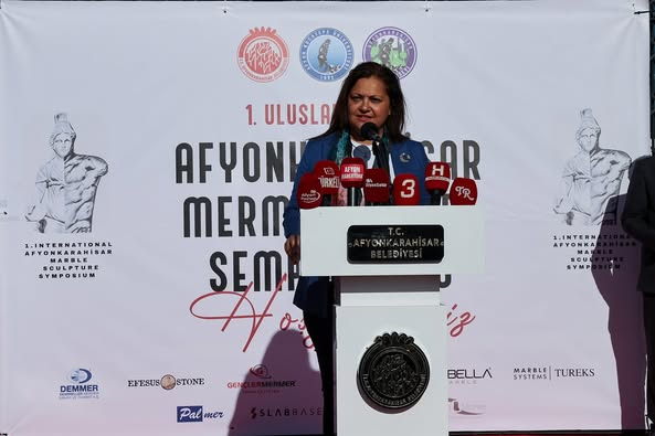 Afyonkarahisar'da Uluslararası Mermer Heykel Sempozyumu Başlatıldı