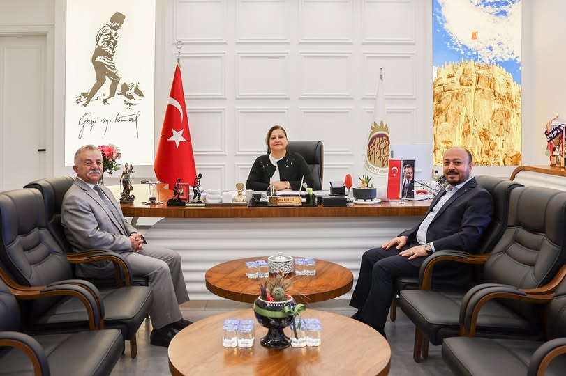 Afyonkarahisar Belediye Başkanı Köksal, Esnafla İstişare Toplantısı Gerçekleştirdi