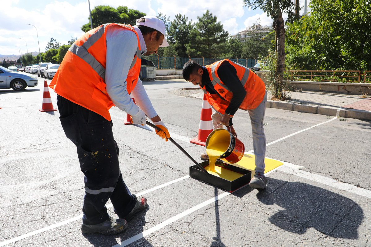 Afyonkarahisar'da Trafik Güvenliği İçin Yeni Çalışmalar Başlatıldı
