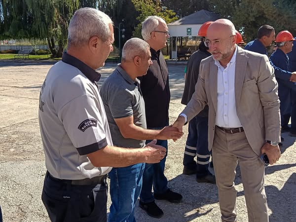 AK Parti Afyonkarahisar İl Başkanı Şahin, Türk Şeker Afyon Makine Fabrikası'nı Ziyaret Etti