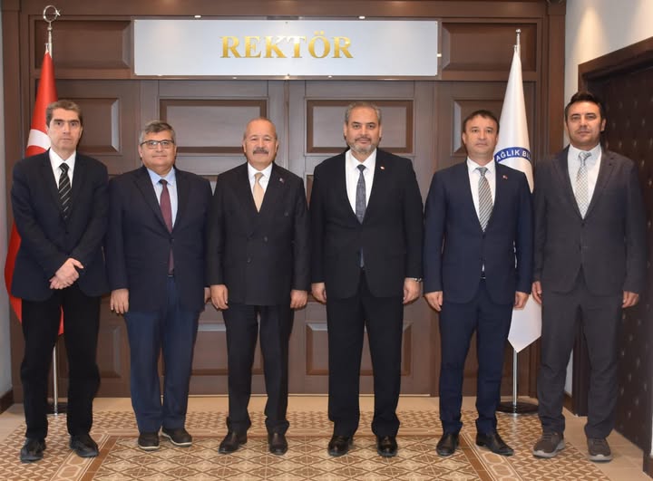 AFSÜ Rektörü Prof. Dr. Aslan, Milletvekili Taytak ve MHP İl Başkanı Kahveci'yi Misafir Etti