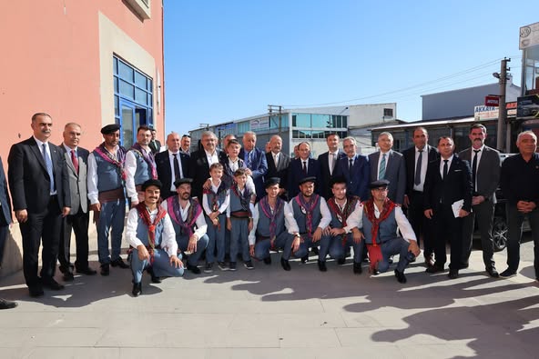 Afyonkarahisar'da Ahilik Haftası Kutlandı: İş İnsanı Abdülkadir Bayana'ya Plaket