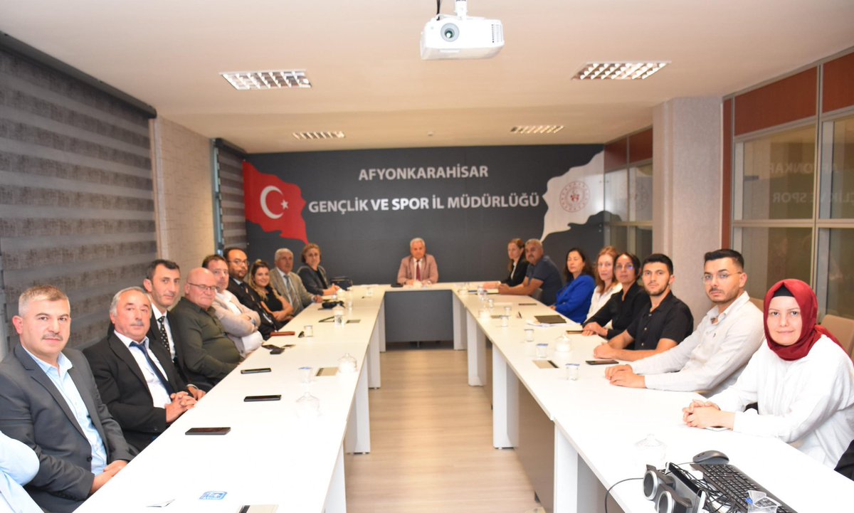 Yeni Eğitim Dönemi Afyonkarahisar Yurtlarında Dolu Dolu Etkinlikler ve Akademik Destek