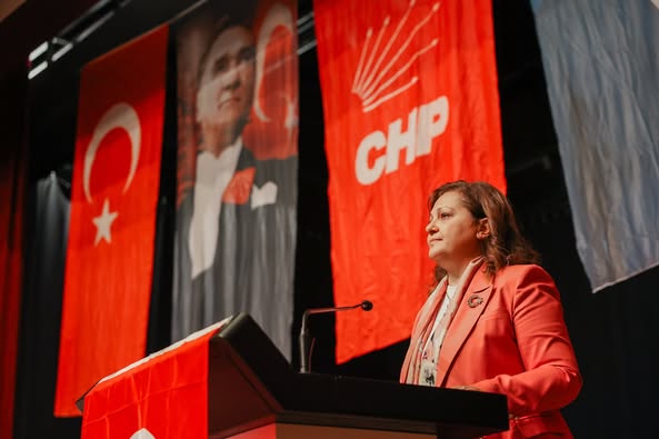 Afyonkarahisar Belediye Başkanı Burcu Köksal, Uşak CHP 39. Olağan Kongresi'ne Katıldı