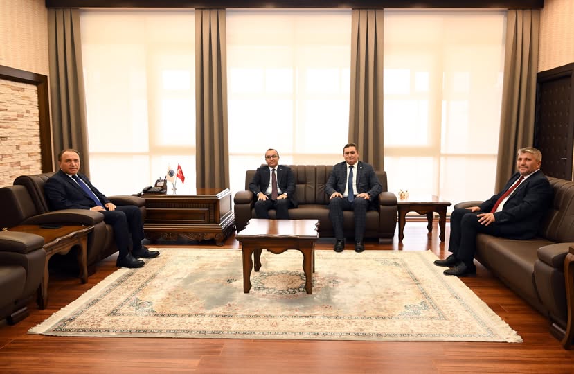 Çobanlar İlçe Protokolü, Afyon Kocatepe Üniversitesi Rektörü'nü Ziyaret Etti