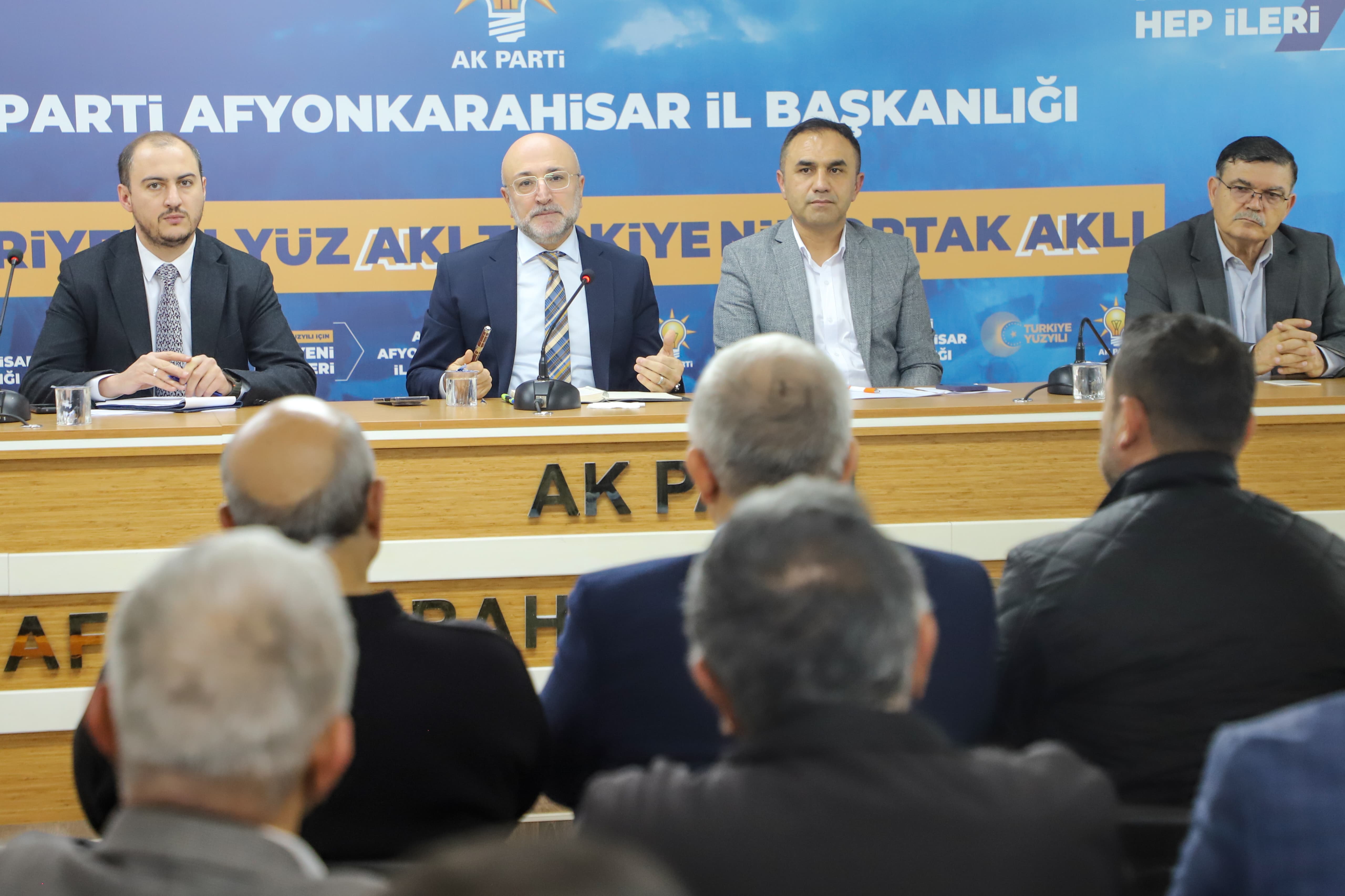 AK PARTİ AFYONKARAHİSAR’DA TEŞKİLAT ÇALIŞMALARI YOĞUN TEMPOYLA DEVAM EDİYOR